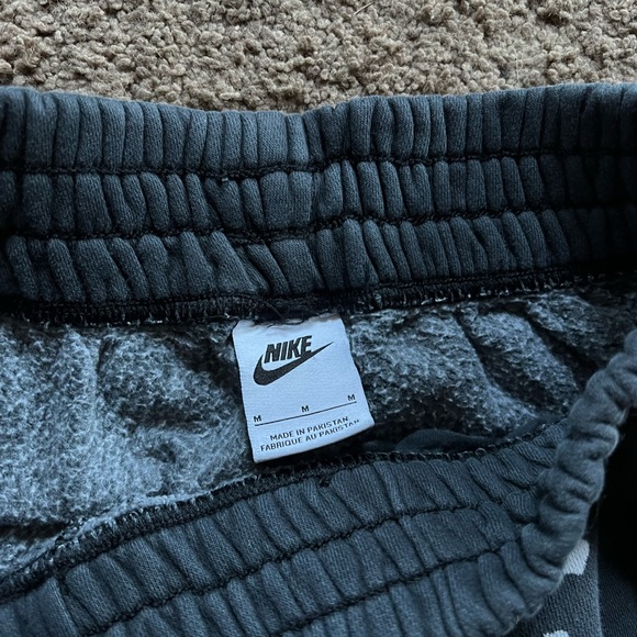 Nike Sportswear Fleece Sweatpants - Picture 5 of 5